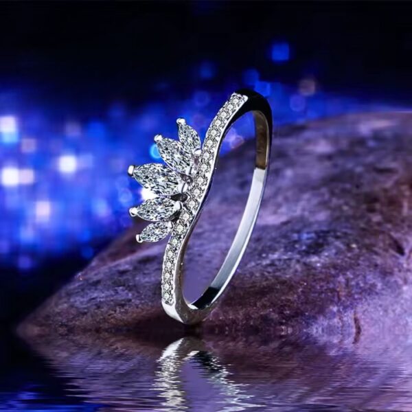 princess crown ring
